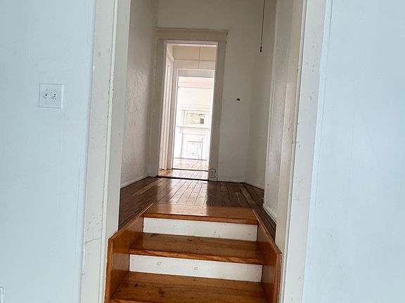 5th image of 7326 Sycamore St #B2