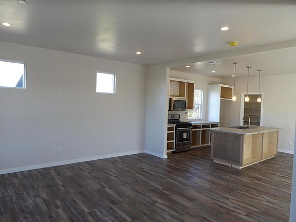 5th image of 2372 Kellog Pl