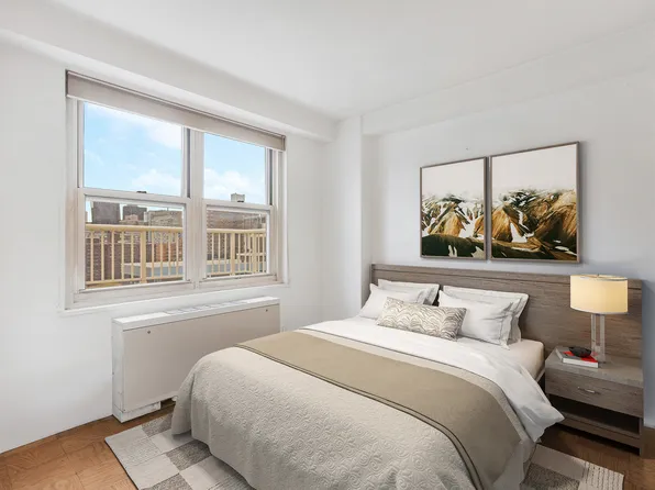 305 East 24th Street image 4 of 8