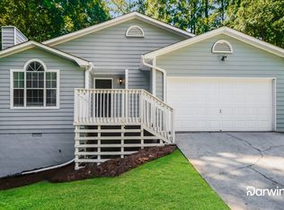 6353 Phillips Creek Dr, Lithonia, GA 30058