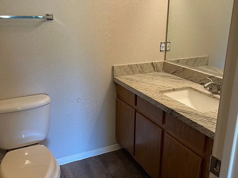 S-1031 Villa Cortez Apartments — Photo 14