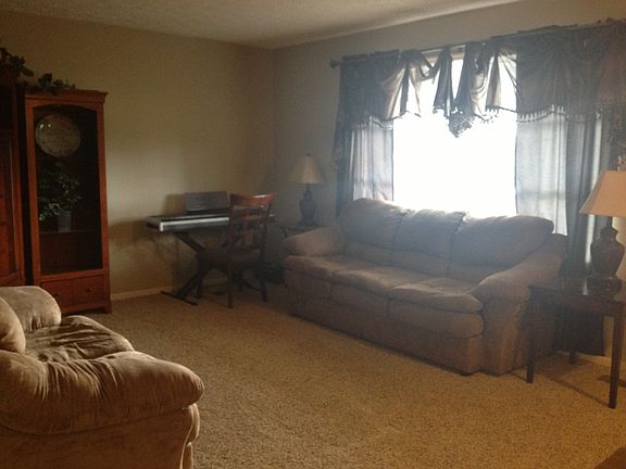 3rd image of 7626 Schroeder Ct