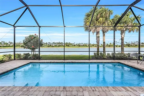 19200 Aqua Shore Dr Photo 1