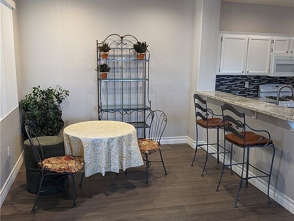 4th image of 1830 N Buffalo Dr Unit 2015