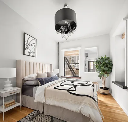 Sold by Compass | media 5