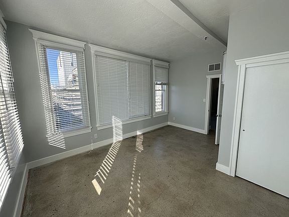 5th image of 7 E 400 S APT 507