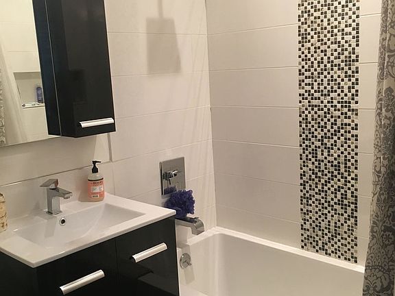 4th image of 200 Columbia St #2BF