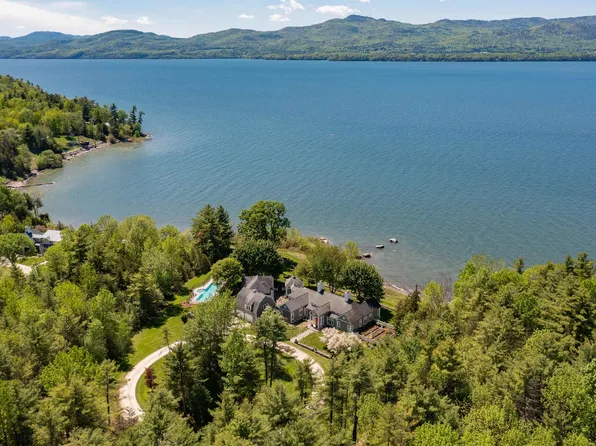 1462 Lake Road, Panton, VT 05482