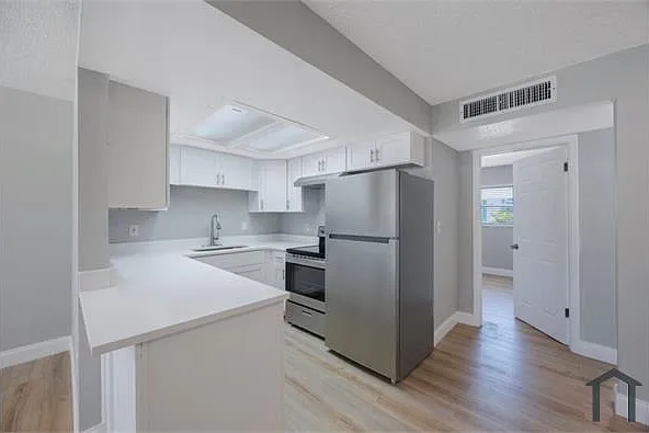 1 bed, $1,695 — Photo 4