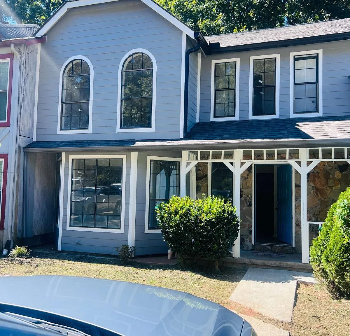 3 bed, 2.5 bath, 1672 sqft, $1,950 — Photo 2