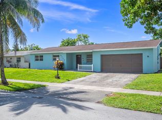 6720 NW 26th St, Margate, FL 33063