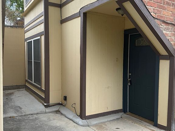 2nd image of 12006 Ashrock Ct