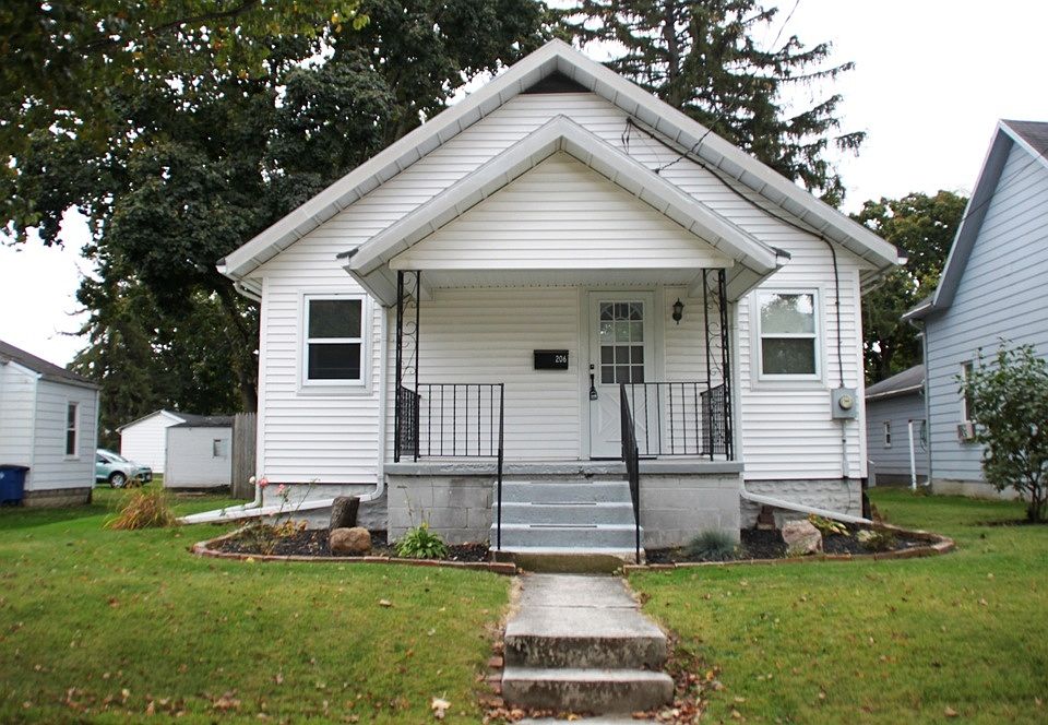 1st image of 206 Ada Ave