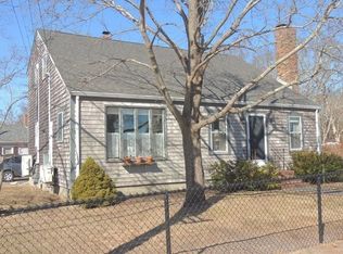 35 Pinehurst Dr, Wareham, MA 02571