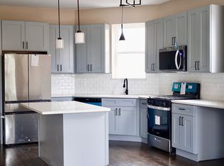 7321 S Champlain Ave #2, Chicago, IL 60619