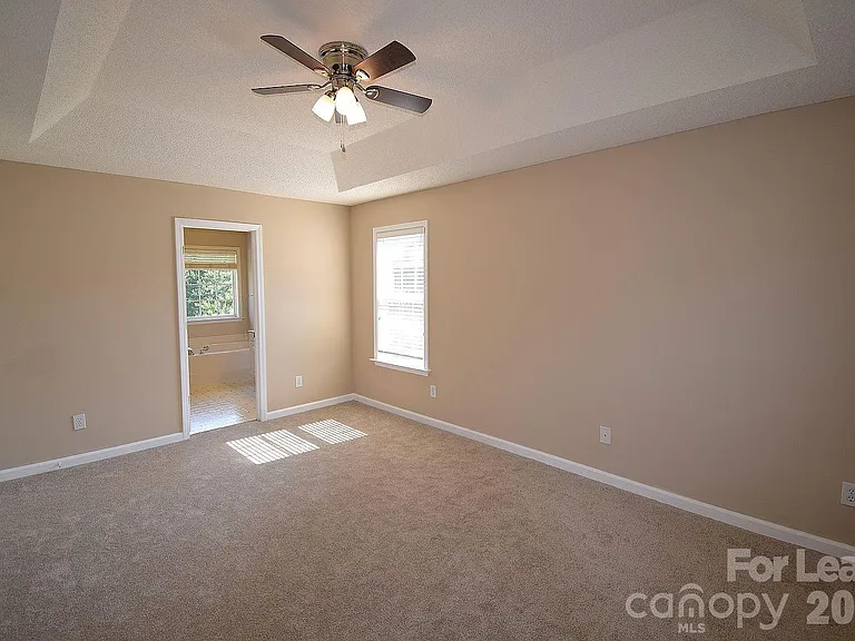 2941 Glen Summit Dr — Photo 7