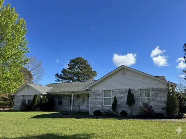 208 N Kaye Dr, Broken Bow, OK 74728