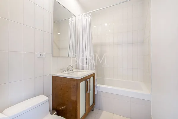 Sold by Brick&Mortar | media 19