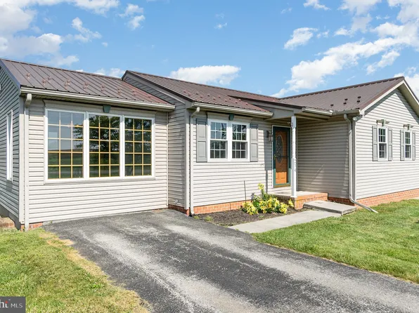 214 Christ Church Rd, Littlestown, PA 17340