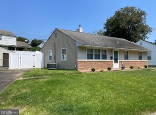 2540 Bellview Dr, Bensalem, PA 19020