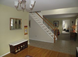 121 Gabriels Path, Poughquag, NY 12570