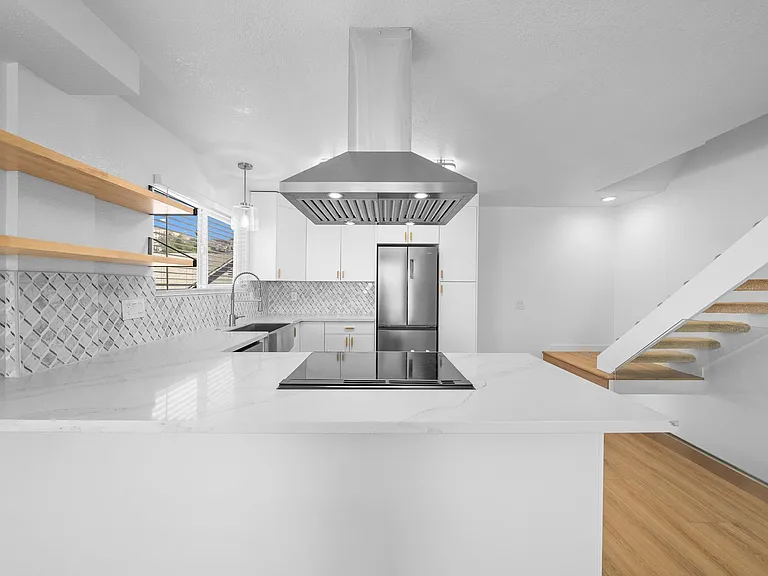 1101 Colusa St #1 — Photo 11