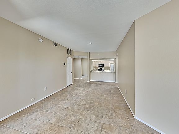 3rd image of 7401 W Arrowhead Clubhouse Dr Unit 1025