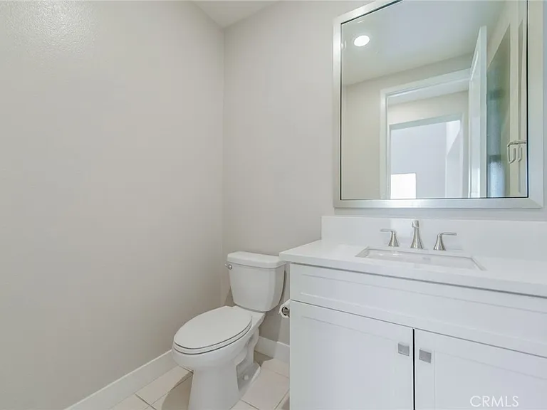 125 Turnstone — Photo 17