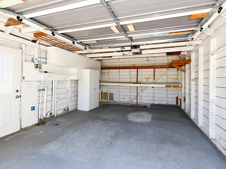 601 Seymour St #601 — Photo 30