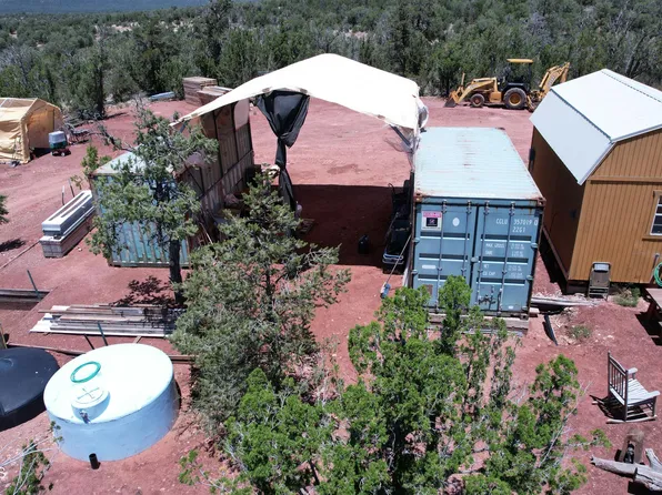 1 W Elkhorn Pass, Seligman, AZ 86337