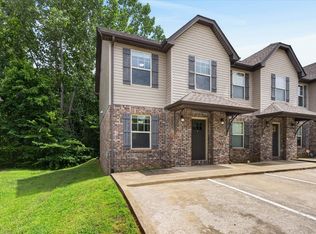 1763 Spring Water Dr, Clarksville, TN 37040