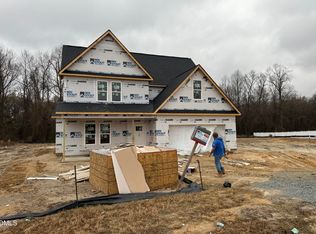 203 Yardley Dr, Smithfield, NC 27577