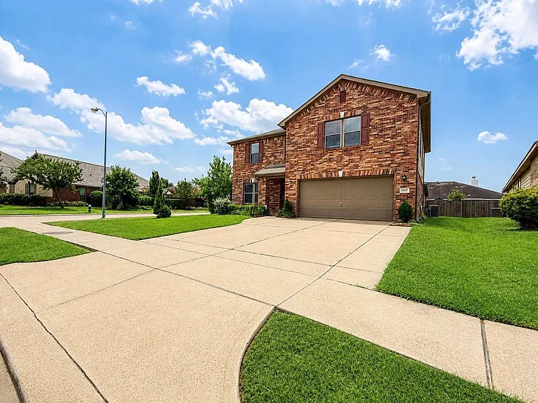 18603 Morgans Forest Ln — Photo 2