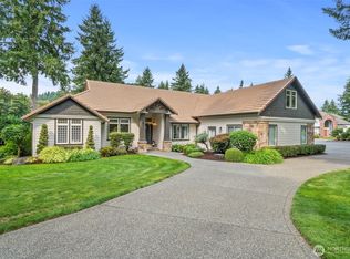 6211 Rocky Mountain Dr SW, Olympia, WA 98512
