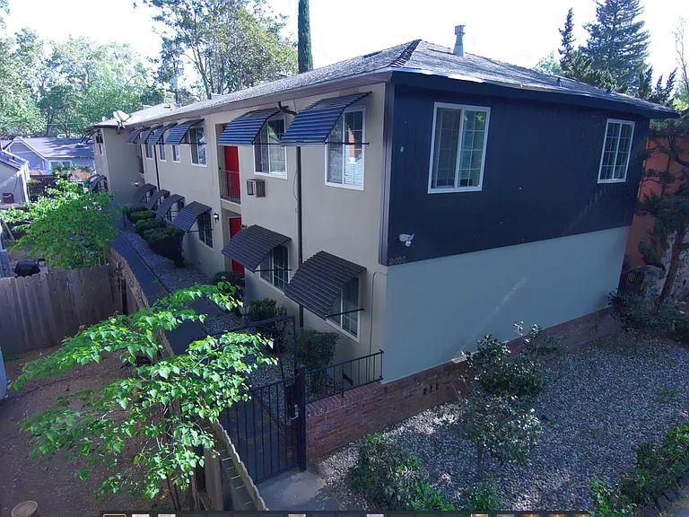 2405 F St #1 — Photo 5