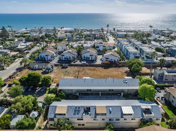 318 Juniper Ave APT 15, Carlsbad, CA 92008
