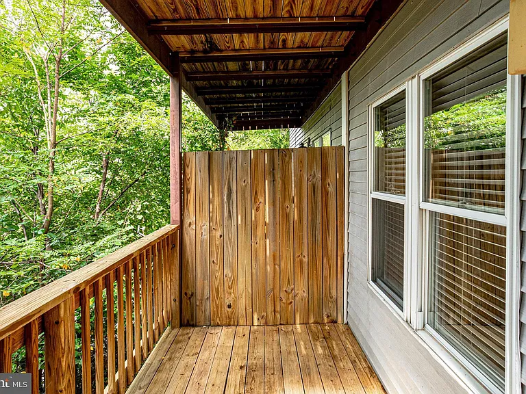 2648 Bowen Rd SE — Photo 35