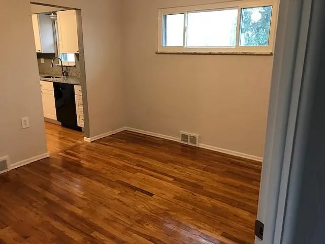 4656 Prescot Dr — Photo 10