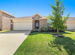 1613 Roadrunner Dr, Little Elm, TX 75068