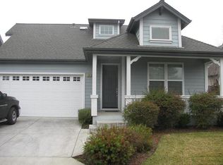 930 Russell Ave, Santa Rosa, CA 95403