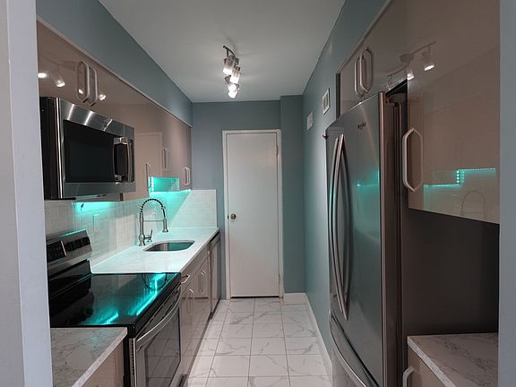 4th image of 7600 E Roosevelt Blvd Unit 810