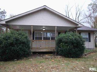 900 E Stotlar St, Herrin, IL 62948