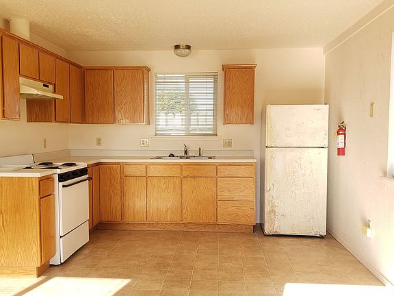 5th image of 882 W Murray Rd
