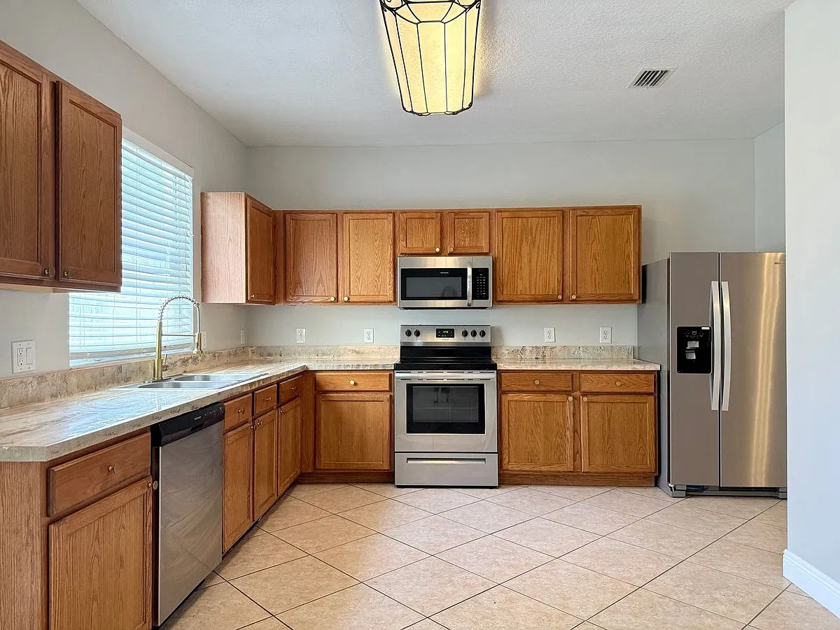 SFH - 4275 Canby Dr - SFH - 4275 Canby Dr — Photo 3
