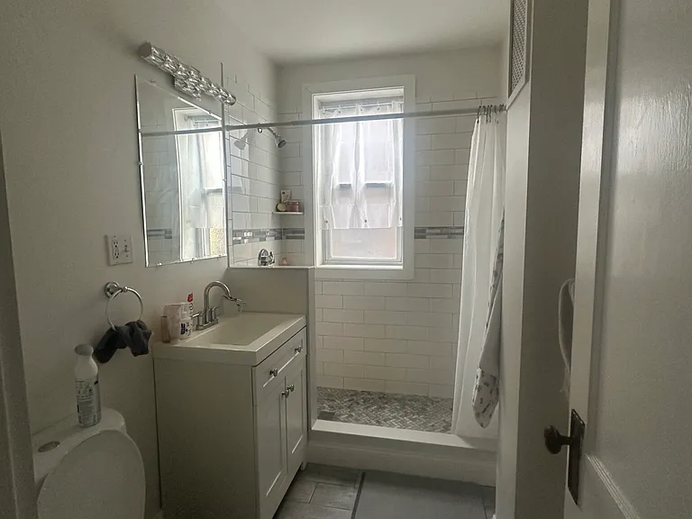 1193 Commonwealth Ave #9 — Photo 6