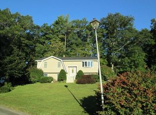 11 Prescott Ln, Georgetown, MA 01833