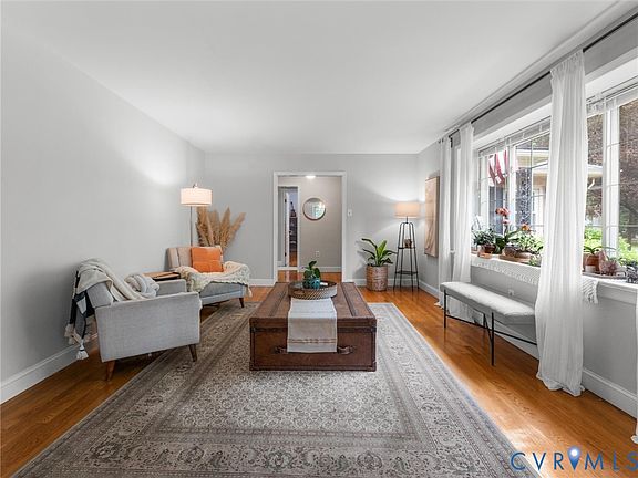 4th image of 609 Bayliss Dr