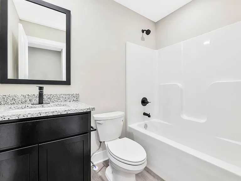 5298-5300 N Toben Dr — Photo 9