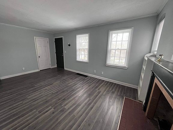 4th image of 222 S Rockford Ave