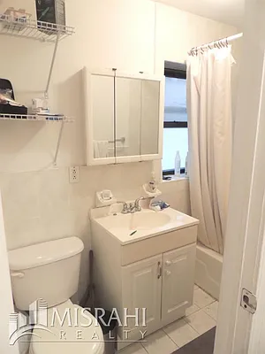 Rented by J Misrahi Realty Corp | media 4